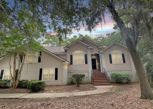 Property at 3023 Maritime Forest Dr, Johns Island, SC 29455, 4 beds, 2.5 baths