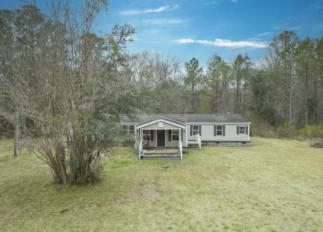 Property at 139 Yellowstone Ln, Ridgeville, SC 29472, 4 beds, 2 baths