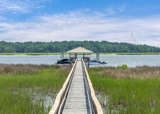 Property at 1019 Jervey Point Rd, Charleston, SC 29492, 4 beds, 3 baths