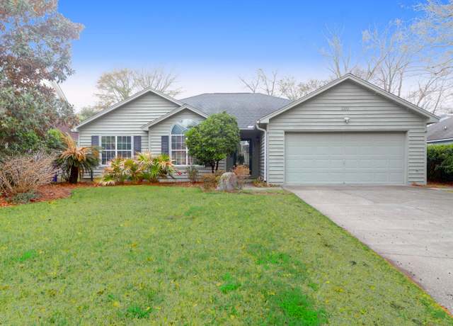 Property at 1310 Pilsdon Crst, Mount Pleasant, SC 29464, 3 beds, 2 baths
