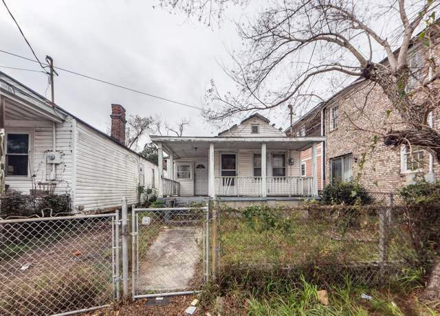 Property at 355 Nassau St, Charleston, SC 29403, 3 beds, 2 baths