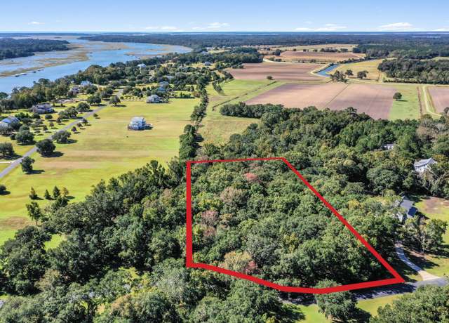 Property at 2940 Anchor Watch Dr, Wadmalaw Island, SC 29487