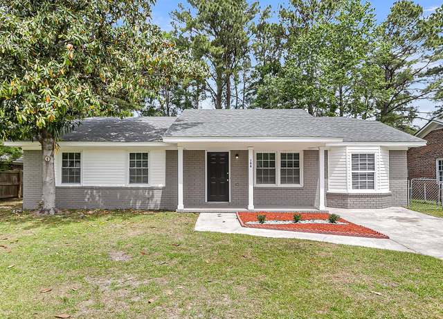 Property at 108 Wadmalaw Cir, Summerville, SC 29483, 3 beds, 1.5 baths