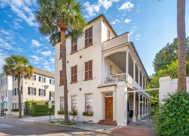 Property at 40 1/2 State St, Charleston, SC 29401, 2 beds, 2.5 baths