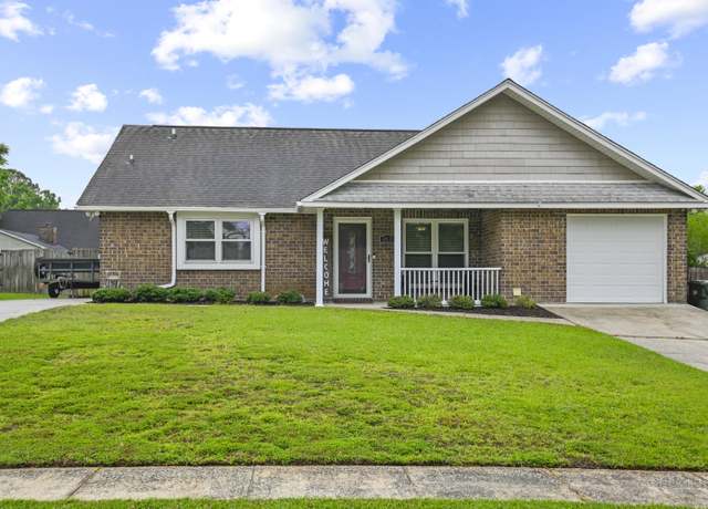 Property at 313 Janice St, Goose Creek, SC 29445, 3 beds, 2 baths