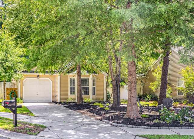 Property at 1350 Water Edge Dr, Charleston, SC 29492, 3 beds, 2 baths