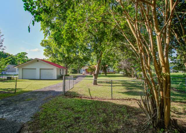 Property at 1315 Hudson Rd, Summerton, SC 29148, 3 beds, 2.5 baths