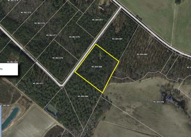 Property at 122 Deer Run Ave, Andrews, SC 29510