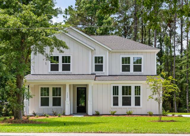 Property at 1137 Happyland Blvd, Mount Pleasant, SC 29466, 4 beds, 3.5 baths