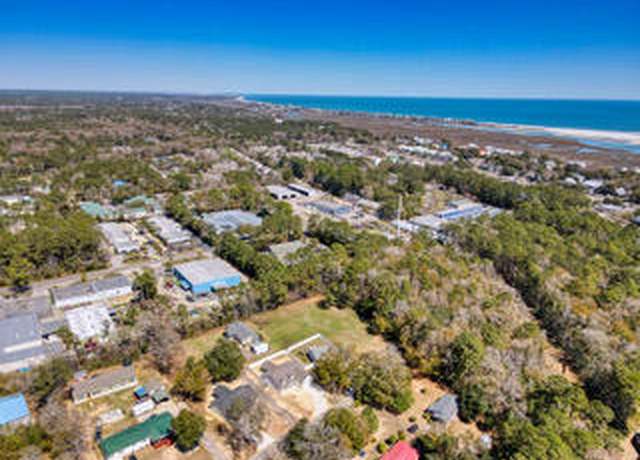 Property at 107 Ben Horry Trl, Pawleys Island, SC 29585, 3 beds, 2 baths