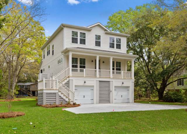Property at 1075 Capersview Ct, Awendaw, SC 29429, 4 beds, 3.5 baths