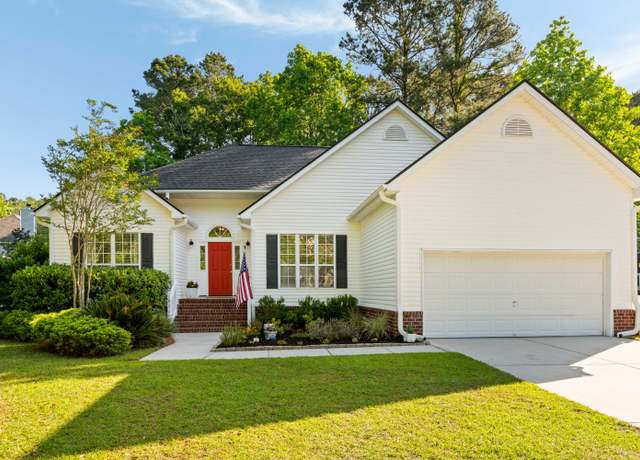 Property at 1971 N Smokerise Way, Mount Pleasant, SC 29466, 3 beds, 2 baths