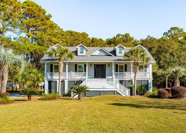 Property at 1592 Boston Grill Rd, Mount Pleasant, SC 29466, 4 beds, 3.5 baths