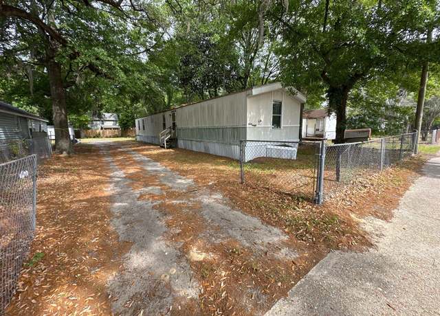 Property at 5626 Shelton St, North Charleston, SC 29406, 3 beds, 2 baths