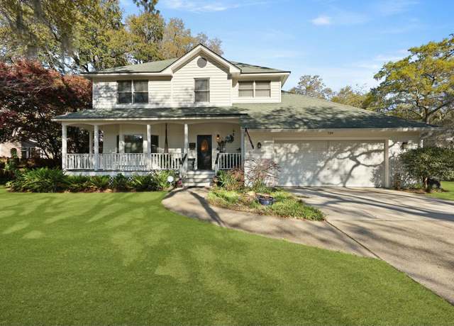 Property at 739 Stiles Dr, Charleston, SC 29412, 3 beds, 2.5 baths