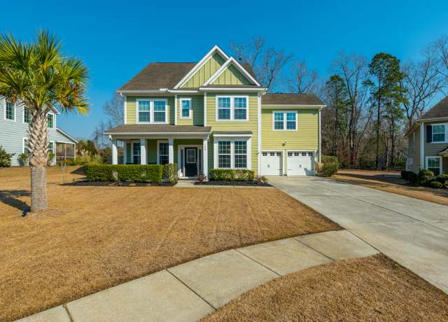 Property at 136 Stagecoach Ln, Summerville, SC 29483, 5 beds, 4.5 baths