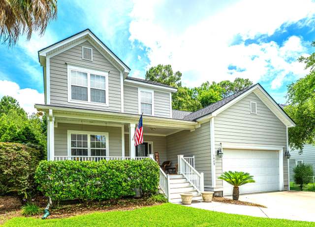 Property at 1409 Bloomingdale Ln, Mount Pleasant, SC 29466, 4 beds, 2.5 baths