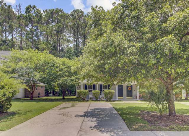 Property at 2136 Kings Gate Ln, Mount Pleasant, SC 29466, 3 beds, 2 baths