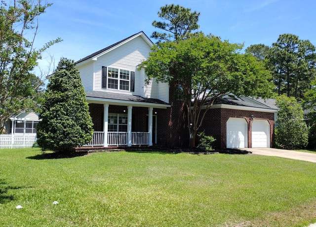 Property at 15 Muirfield Village Ct, Summerville, SC 29483, 3 beds, 2.5 baths