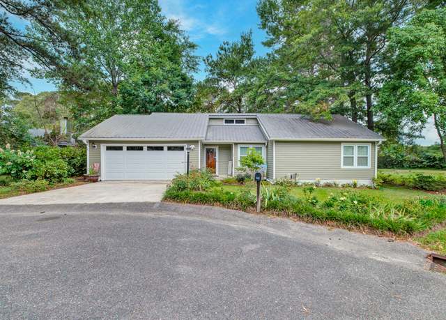 Property at 109 Willow Ct, Summerville, SC 29486, 3 beds, 2 baths