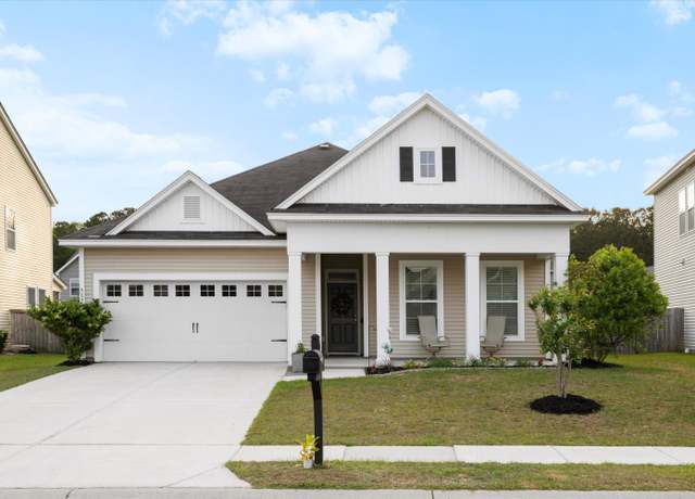 Property at 589 Crossland Dr, Moncks Corner, SC 29461, 4 beds, 3 baths