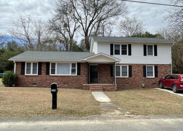 Property at 863 Dash St, Orangeburg, SC 29115, 5 beds, 2 baths