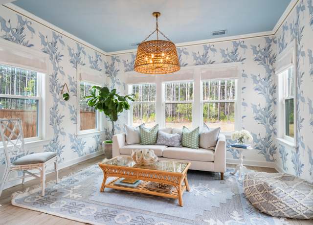 Property at 606 Dunswell Dr, Summerville, SC 29486, 6 beds, 4.5 baths