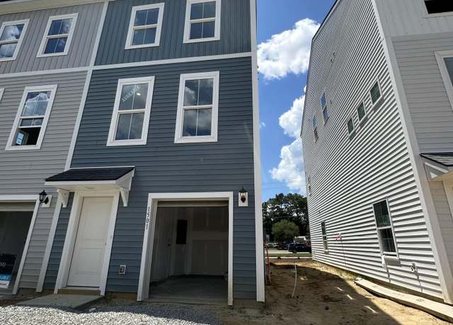 Property at 4633 Forrest Hills Dr #1403, North Charleston, SC 29405, 3 beds, 3.5 baths
