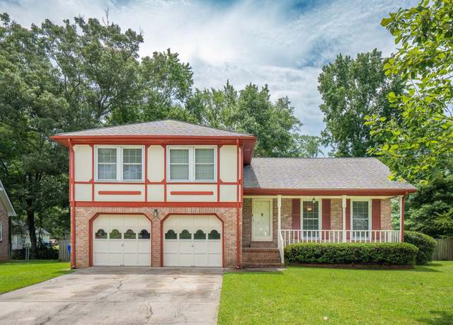 Property at 2425 Vistavia Rd, North Charleston, SC 29406, 3 beds, 2.5 baths