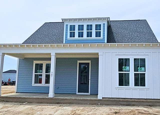 Property at 347 Trailmore Ln, Summerville, SC 29486, 4 beds, 3 baths