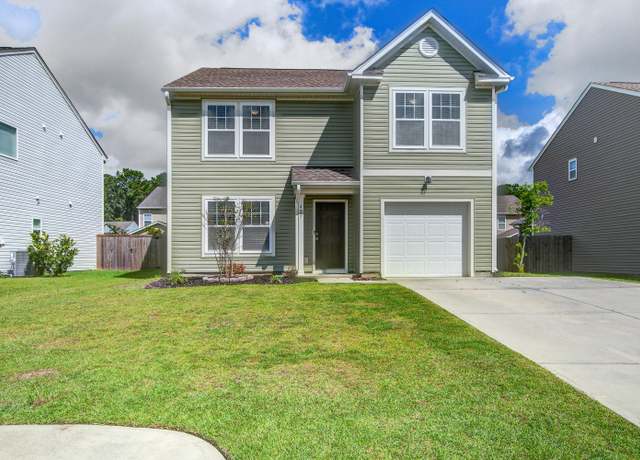 Property at 427 Thoroughbred Dr, Moncks Corner, SC 29461, 3 beds, 2.5 baths