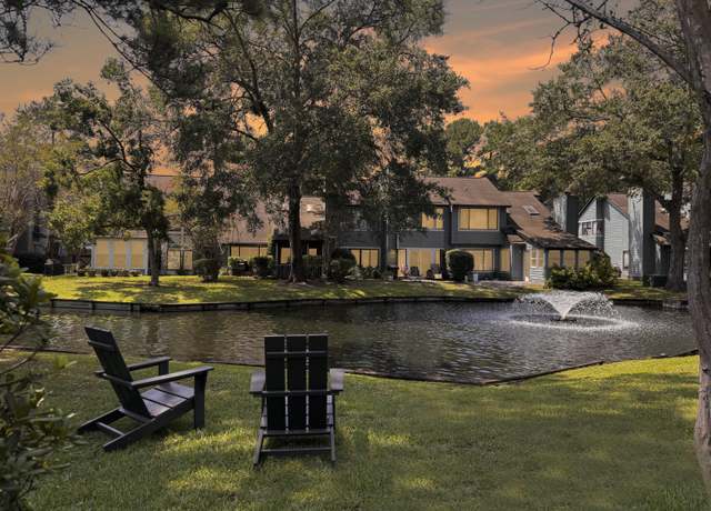 Property at 1127 Hidden Cove Dr, Mount Pleasant, SC 29464, 2 beds, 2.5 baths