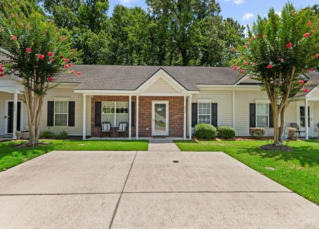 Property at 122 Stewart Pl, Summerville, SC 29485, 2 beds, 2 baths