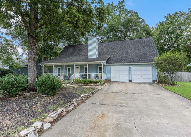 Property at 137 Fox Chase Dr, Goose Creek, SC 29445, 4 beds, 2 baths