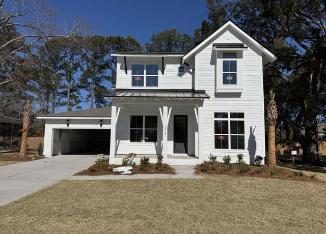 Property at 2210 Norwood Oaks Dr, Mount Pleasant, SC 29466, 4 beds, 3 baths