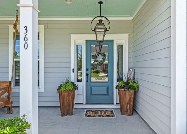 Property at 360 Parish Farms Dr, Summerville, SC 29486, 4 beds, 3.5 baths