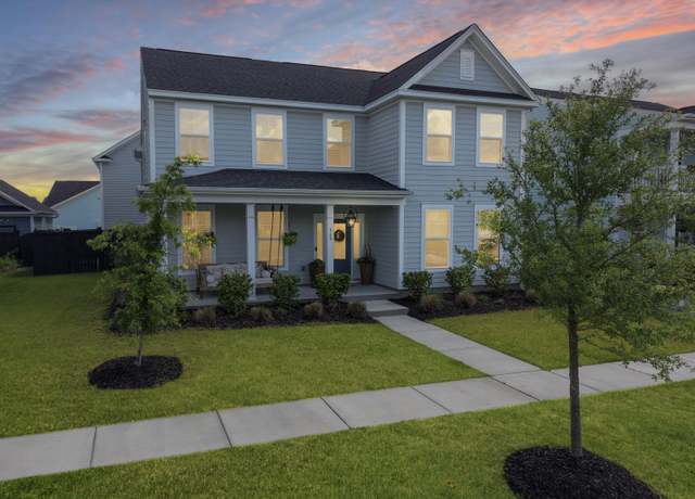 Property at 360 Parish Farms Dr, Summerville, SC 29486, 4 beds, 3.5 baths