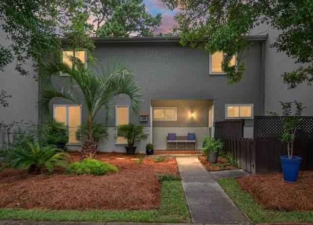 Property at 1603 Ventura Pl, Mount Pleasant, SC 29464, 4 beds, 3 baths