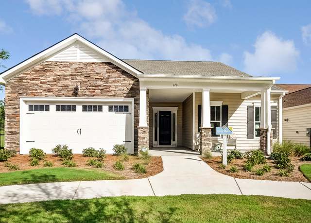 Property at 120 Magnolia House Dr, Summerville, SC 29486, 2 beds, 2.5 baths