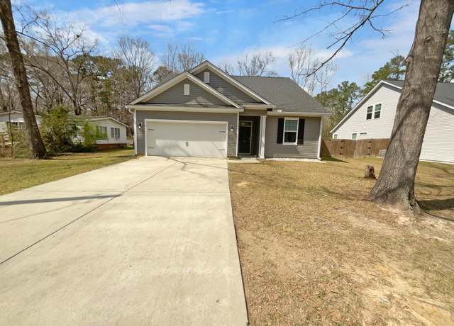 Property at 96 Dean Dr, Summerville, SC 29483, 4 beds, 3 baths