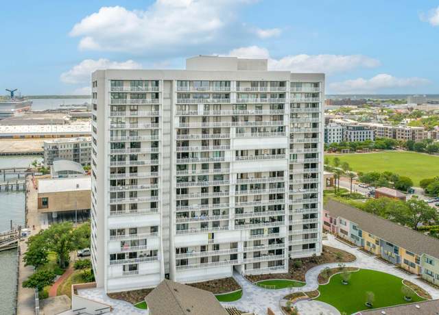 Property at 330 Concord St Unit 4a, Charleston, SC 29401, 1 bed, 1 bath