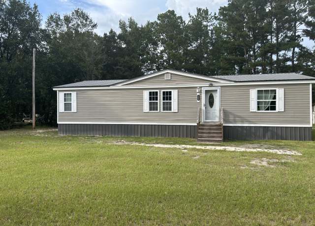 Property at 156 Platinum St, Walterboro, SC 29488, 3 beds, 2 baths