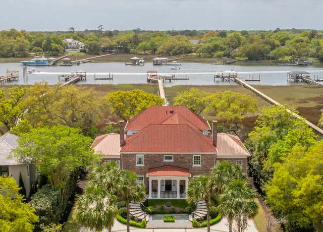 Property at 13 Broughton Rd, Charleston, SC 29407, 7 beds, 6.5 baths
