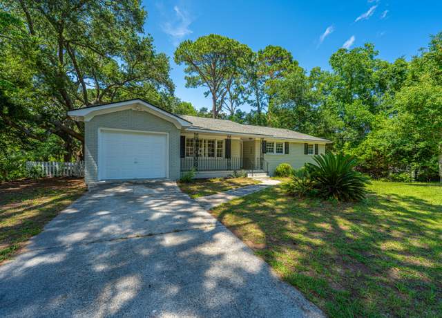 Property at 734 Waterloo St, Charleston, SC 29412, 3 beds, 2 baths