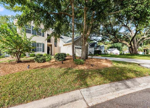 Property at 1330 Somersby Ln, Mount Pleasant, SC 29466, 4 beds, 2.5 baths