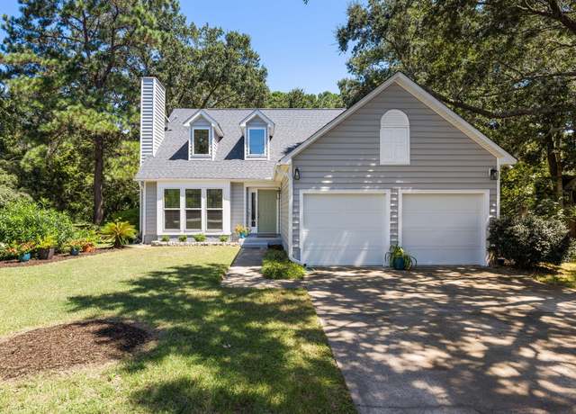 Property at 1486 Diamond Blvd, Mount Pleasant, SC 29466, 3 beds, 2.5 baths