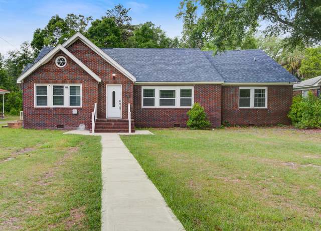 Property at 118 Carter, Walterboro, SC 29488, 4 beds, 5 baths