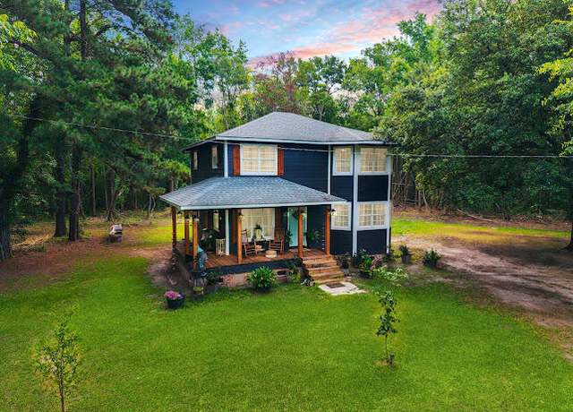 Property at 8019 S Brewington Rd, Manning, SC 29102, 3 beds, 2.5 baths