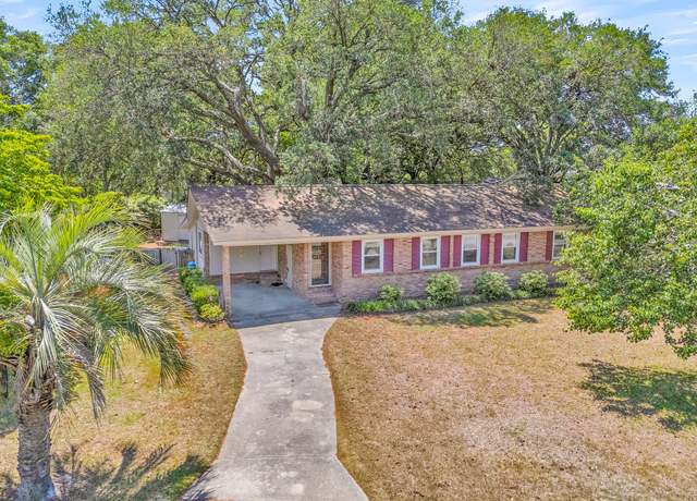 Property at 1143 Winborn Dr, Charleston, SC 29412, 3 beds, 1.5 baths