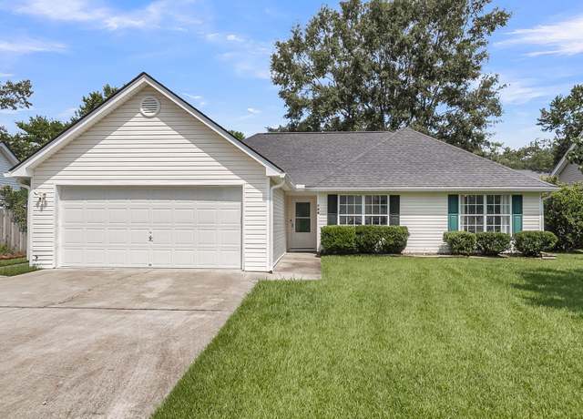 Property at 108 Egret Ln, Goose Creek, SC 29445, 3 beds, 2 baths
